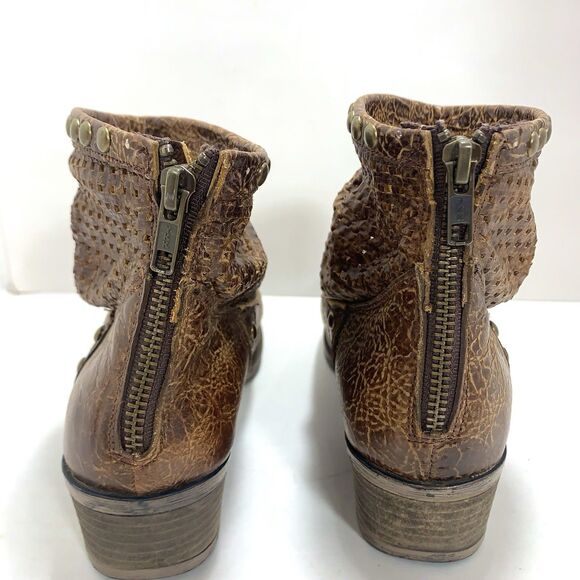 Circle G By Corral Leather Ankle Boots Honey Cut Out & Studs Size 8 Women’s - Picture 10 of 16